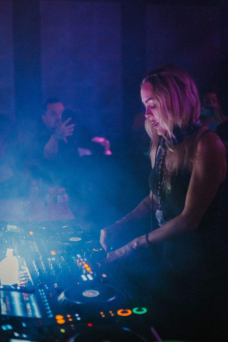 Bayan DJ Parti Hizmeti