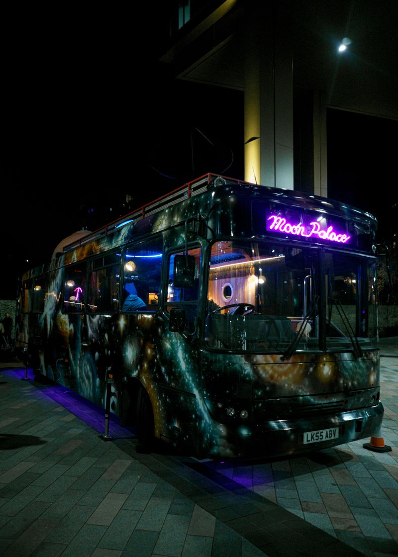 Çift Katlı Renkli Party Bus
