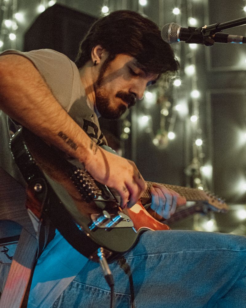 DeepGroove Bas Gitarist - Canlı Müzik Performansı
