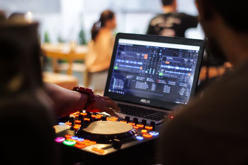 El Laptop Müzik Ses Seti
