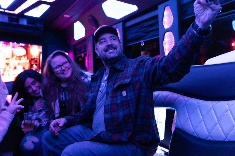 PartyBus İstanbul - VIP Gece Turu Otobüsü